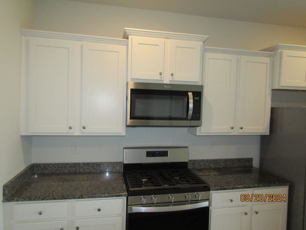 2155 Ainsley Dr.  Photo 6