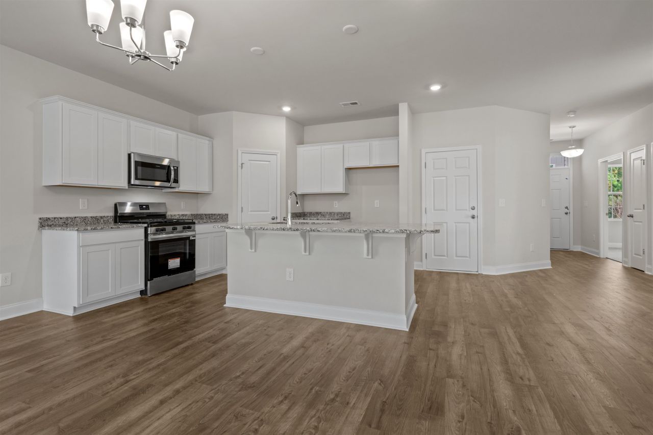 2499 Campton Loop  Photo 12