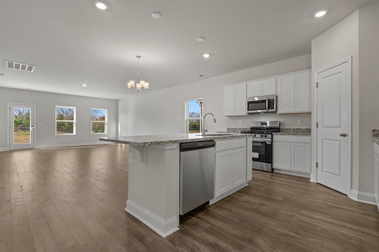 2499 Campton Loop  Photo 15