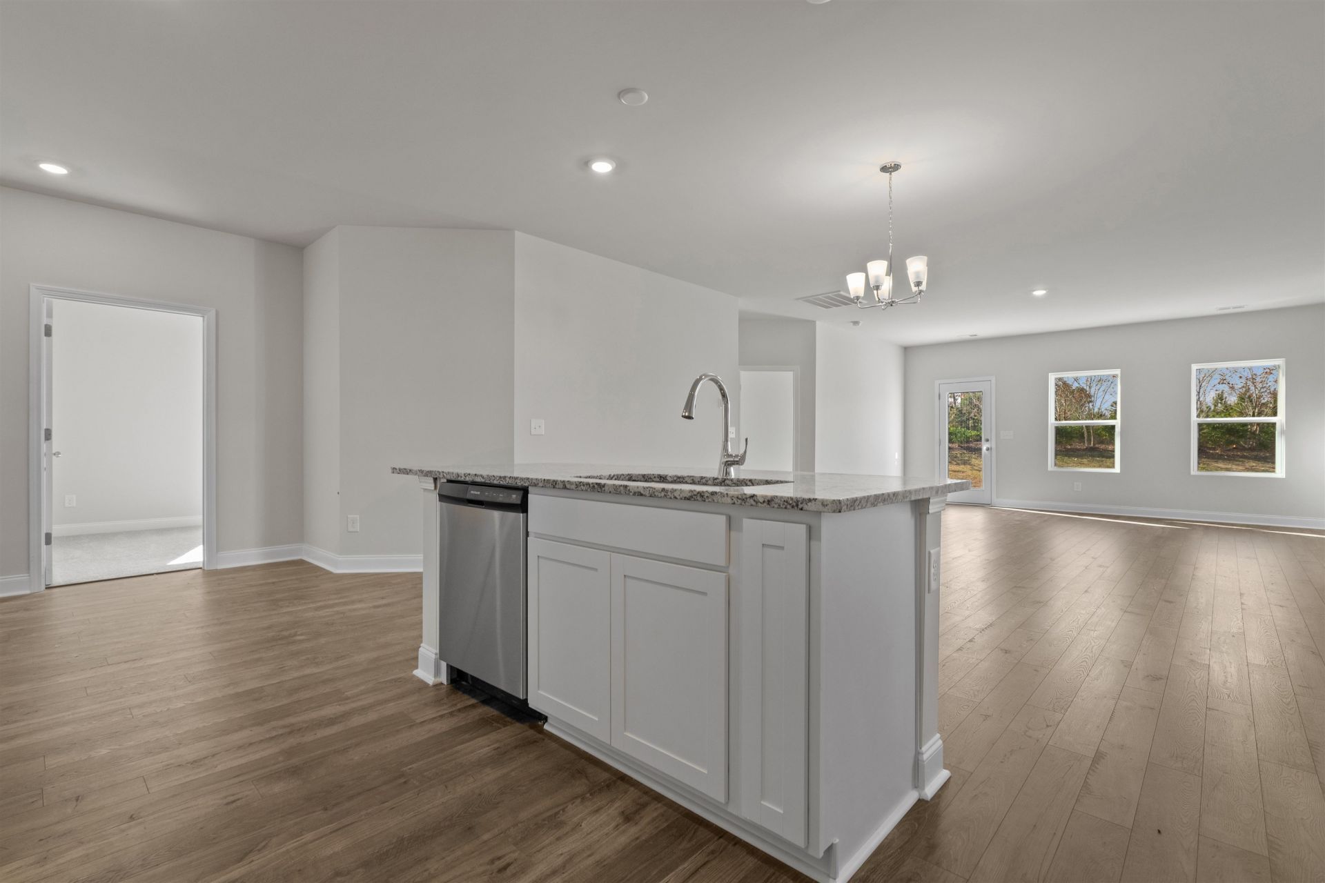 2499 Campton Loop Photo 23