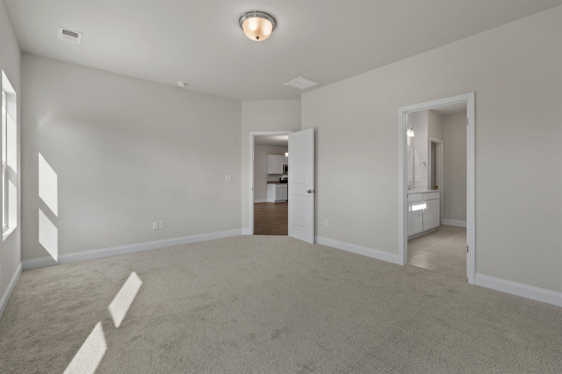 2499 Campton Loop Photo 25