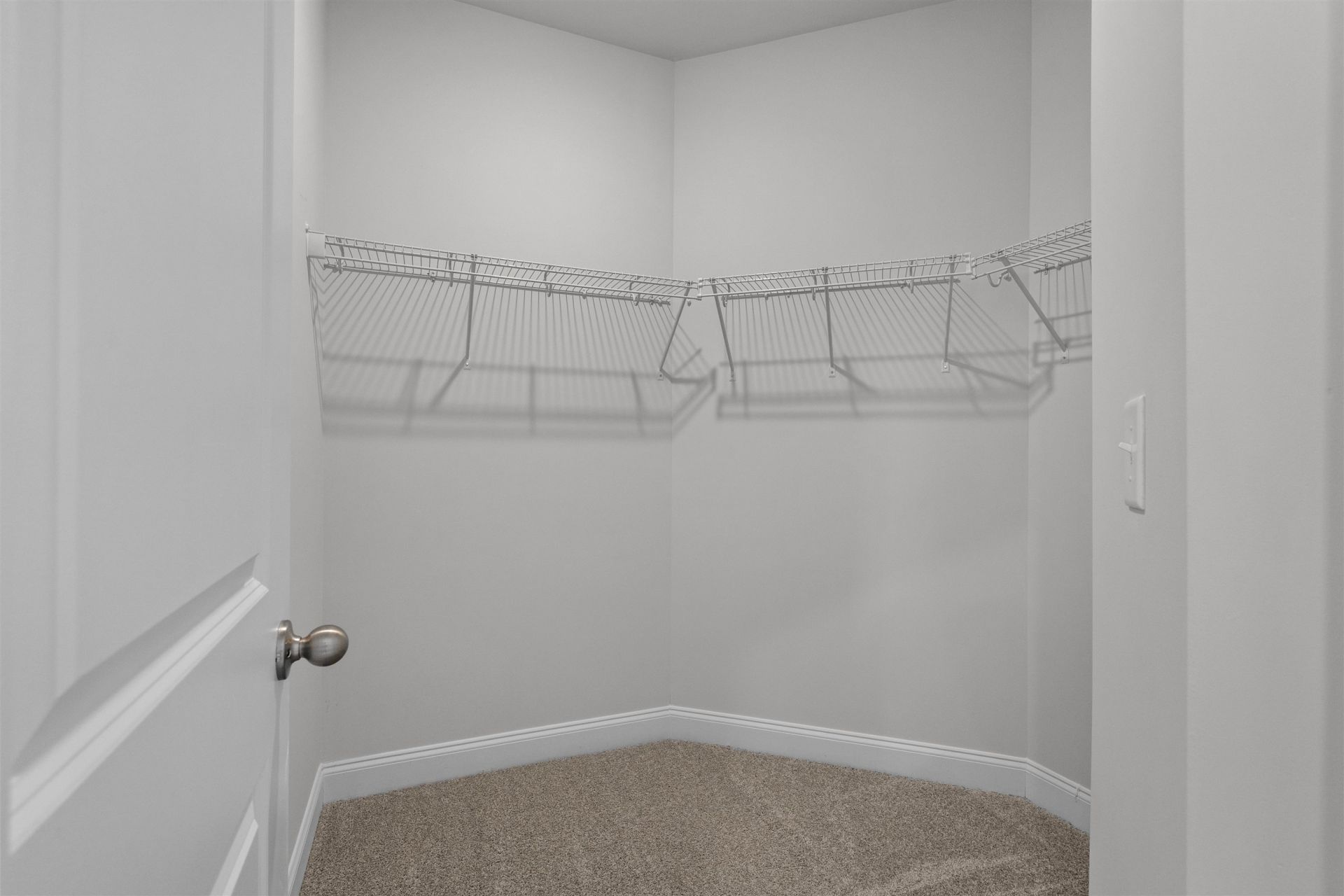 2499 Campton Loop Photo 28