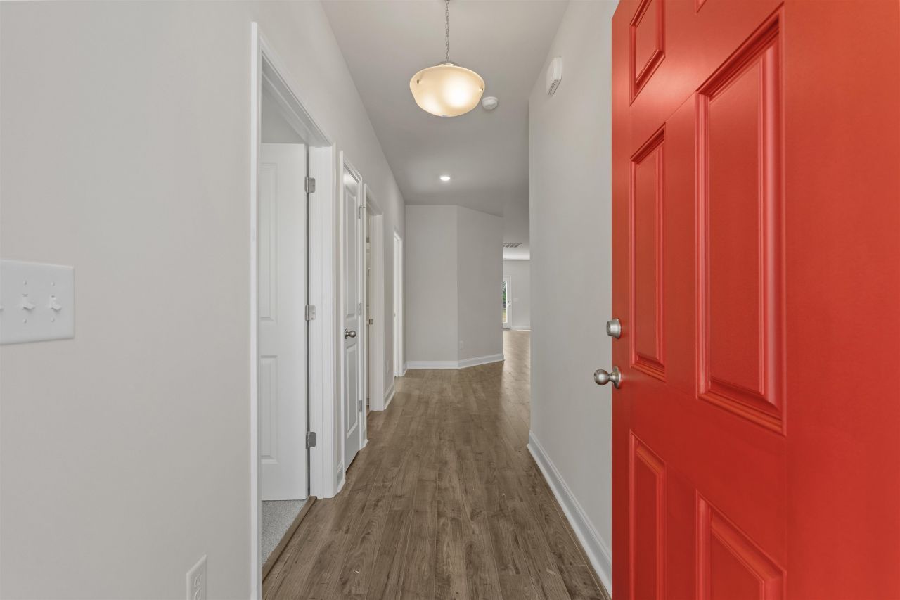 2499 Campton Loop  Photo 4