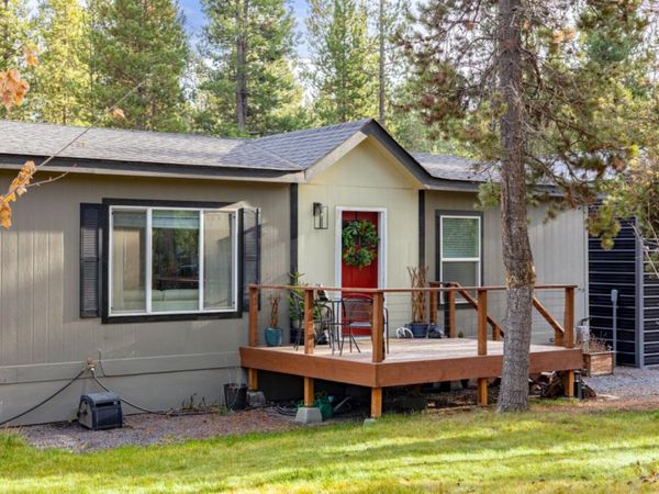 53740 Pradera Place, La Pine, OR 97739