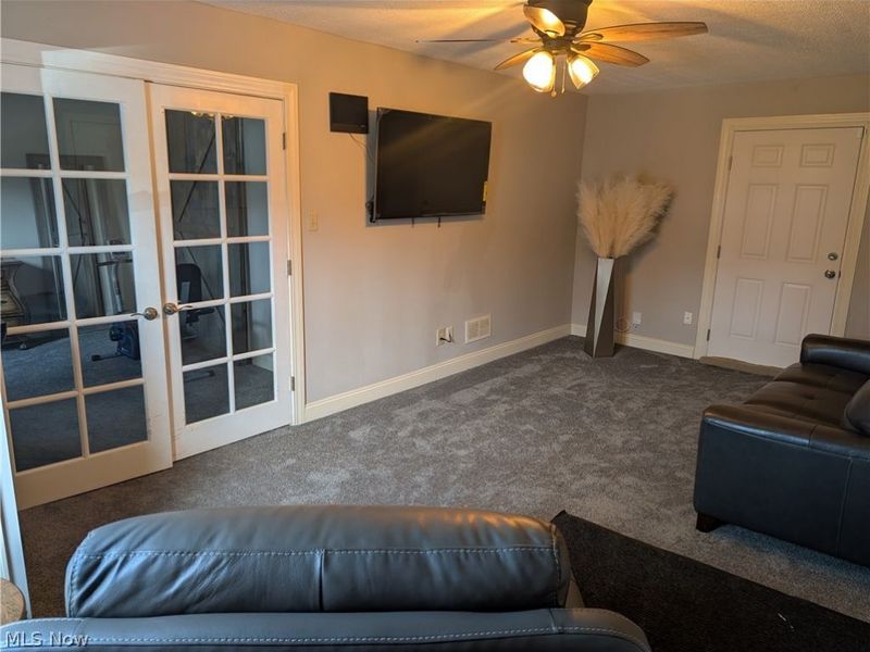 1468 Curtis Avenue, Cuyahoga Falls, OH 44221 Photo 12