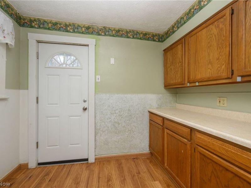 603 Indian Trail, Akron, OH 44314 Photo 12