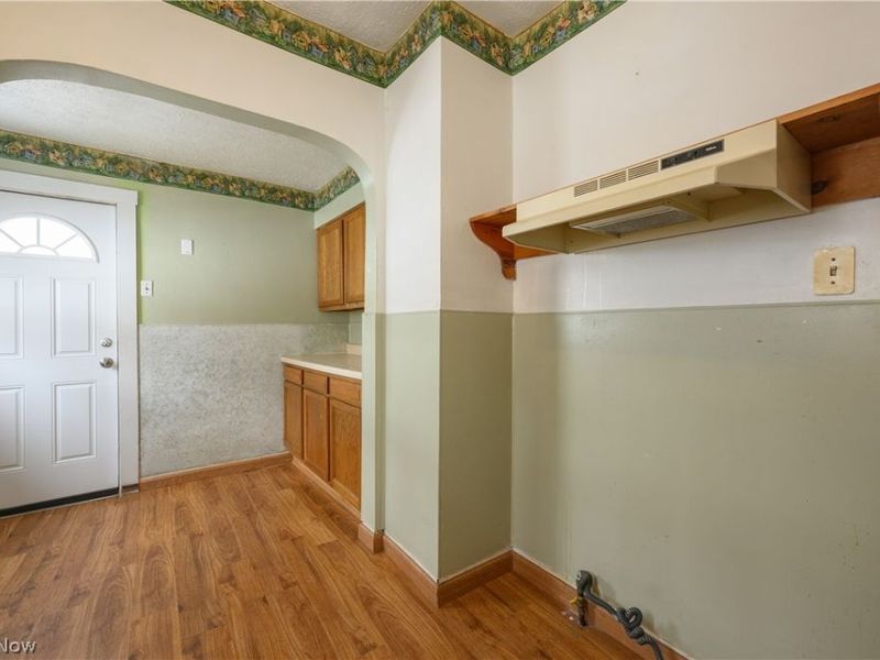 603 Indian Trail, Akron, OH 44314 Photo 13