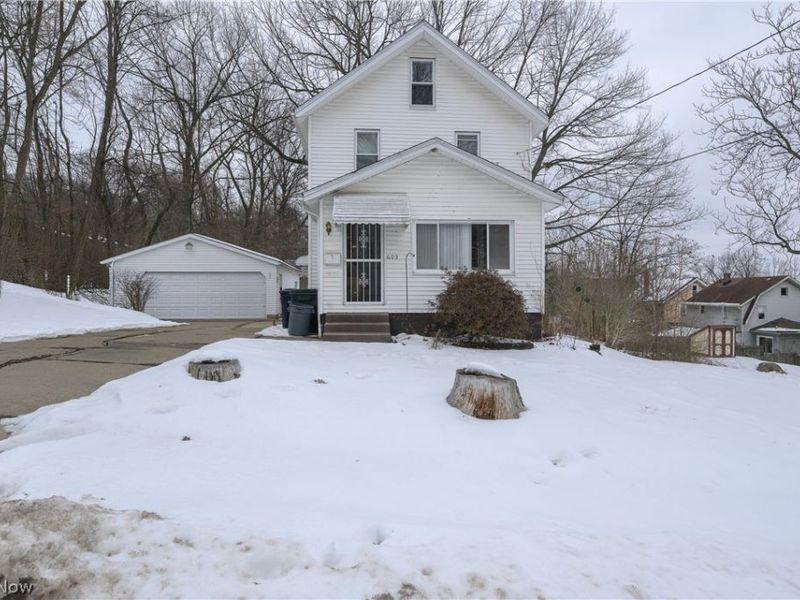 603 Indian Trail, Akron, OH 44314 Photo 2