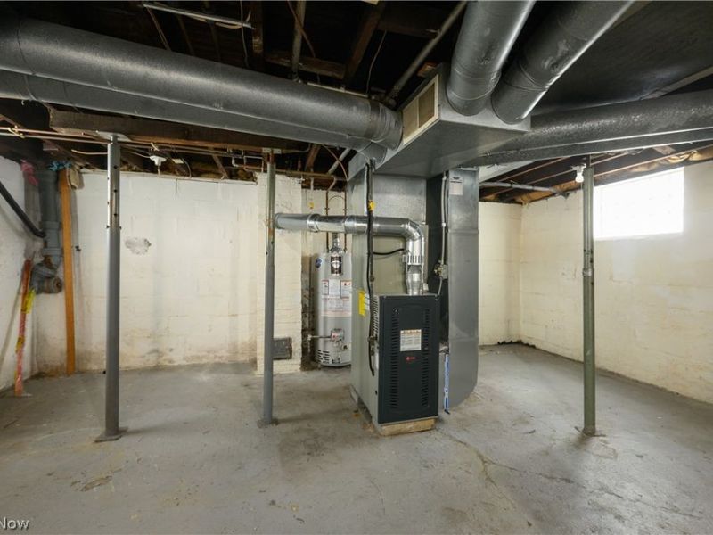 603 Indian Trail, Akron, OH 44314 Photo 25