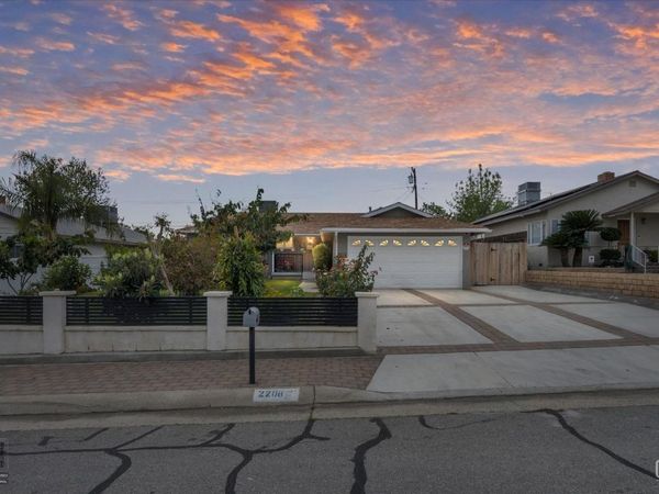 2208 Greenwood Drive, Bakersfield, CA 93306