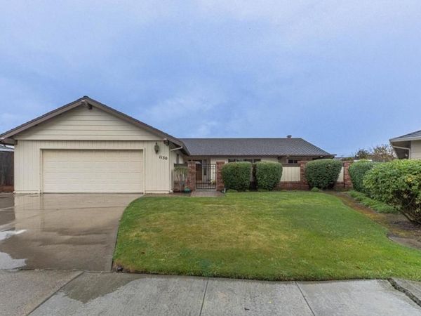 1130 Montecito Circle, Salinas, CA 93901