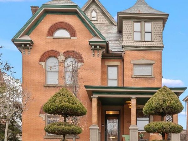 130 Buttles Avenue, Columbus, OH 43215