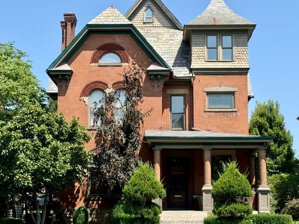 130 Buttles Avenue, Columbus, OH 43215