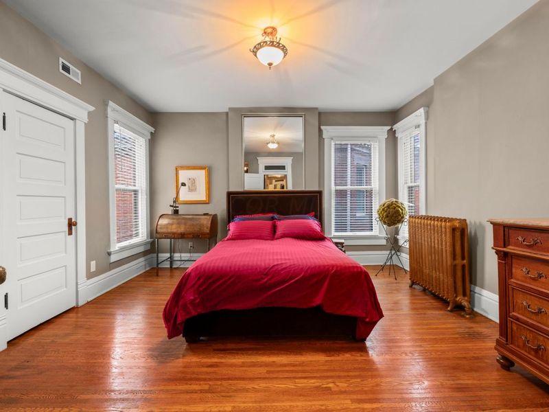 130 Buttles Avenue, Columbus, OH 43215 Photo 27