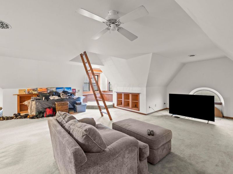 130 Buttles Avenue, Columbus, OH 43215 Photo 39