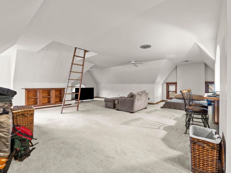 130 Buttles Avenue, Columbus, OH 43215 Photo 40