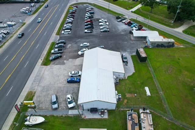 3223 S Live Oak Drive Photo 4