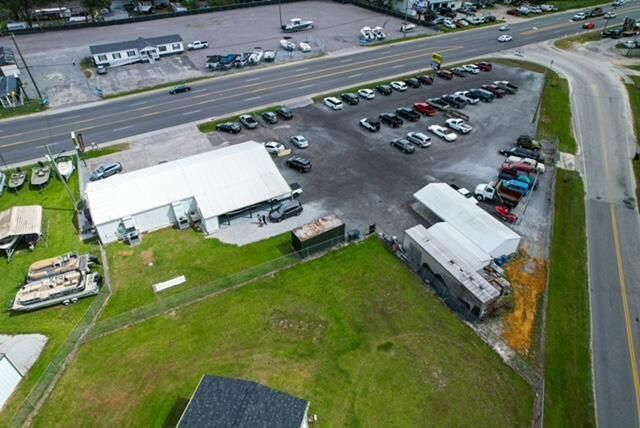 3223 S Live Oak Drive Photo 6