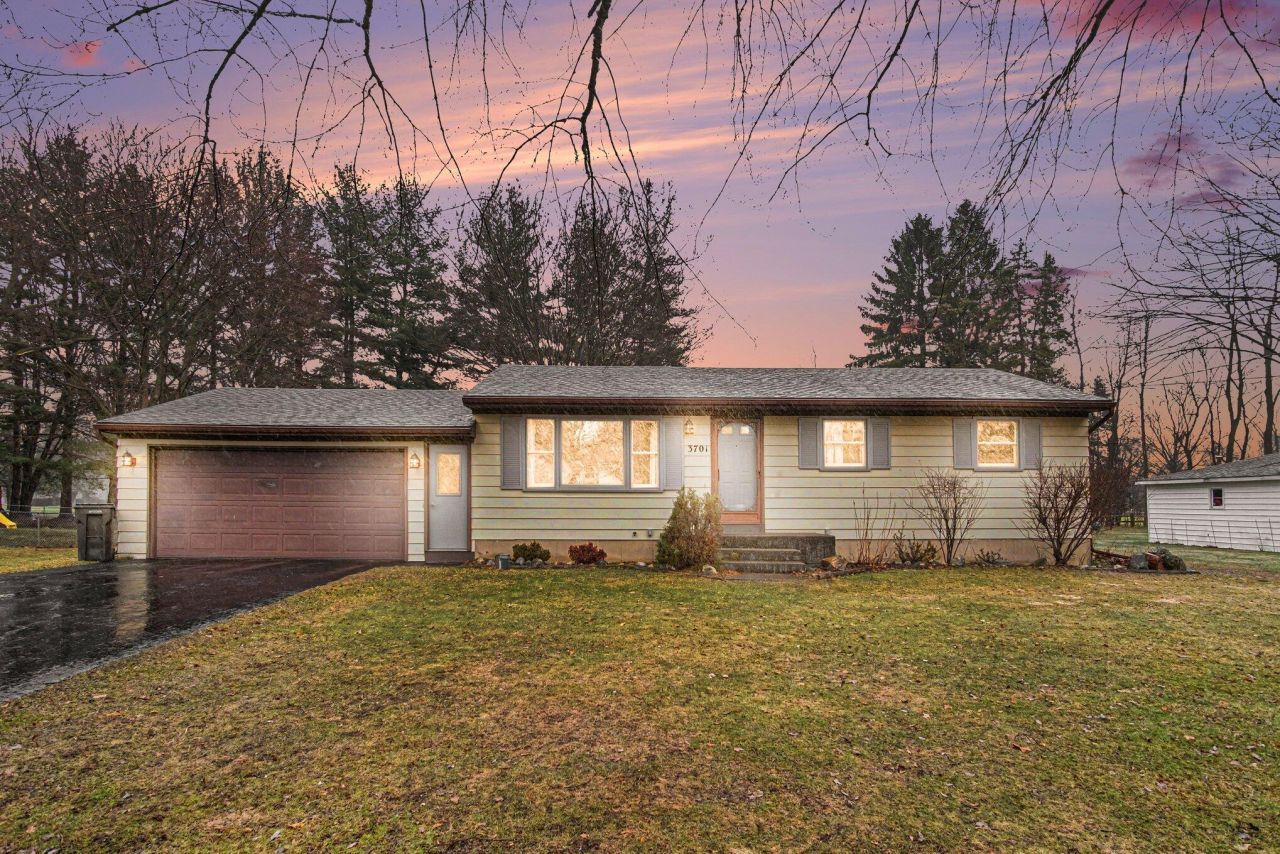 3701 68th Street Sw, Byron Center, MI 49315 Main Photo