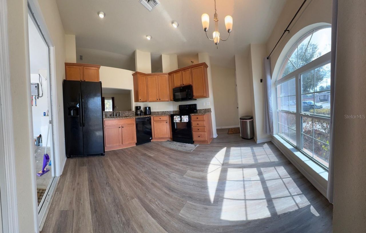 1040 Merrimack Boulevard, Davenport, FL 33837 Photo