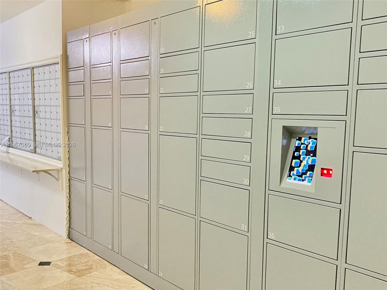 800 Parkview Dr, Unit 1007, Hallandale Beach, FL 33009 Photo