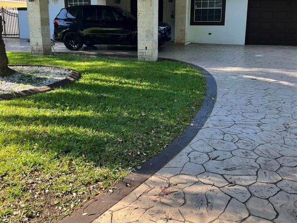 6284 SW 26th St, Miami, FL 33155