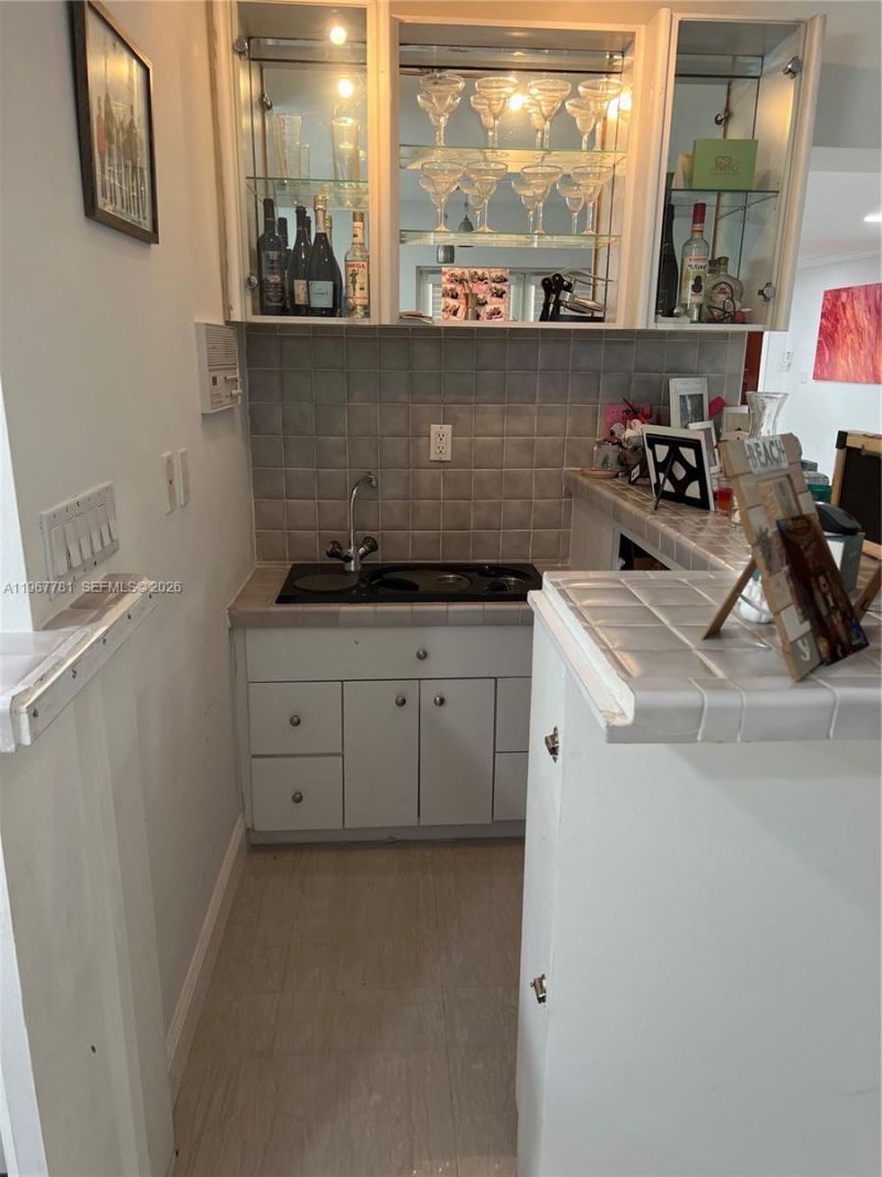 6284 SW 26th St, Miami, FL 33155 Photo