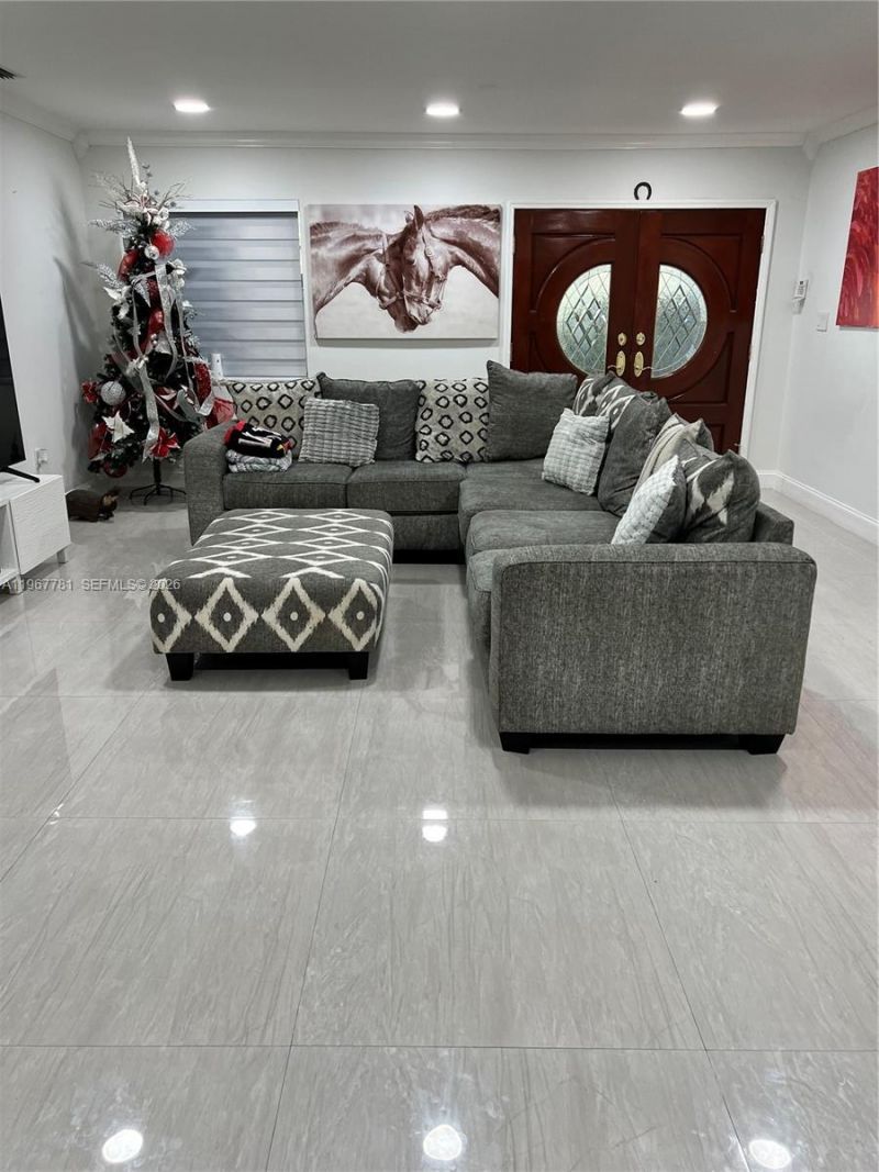 6284 SW 26th St, Miami, FL 33155 Photo