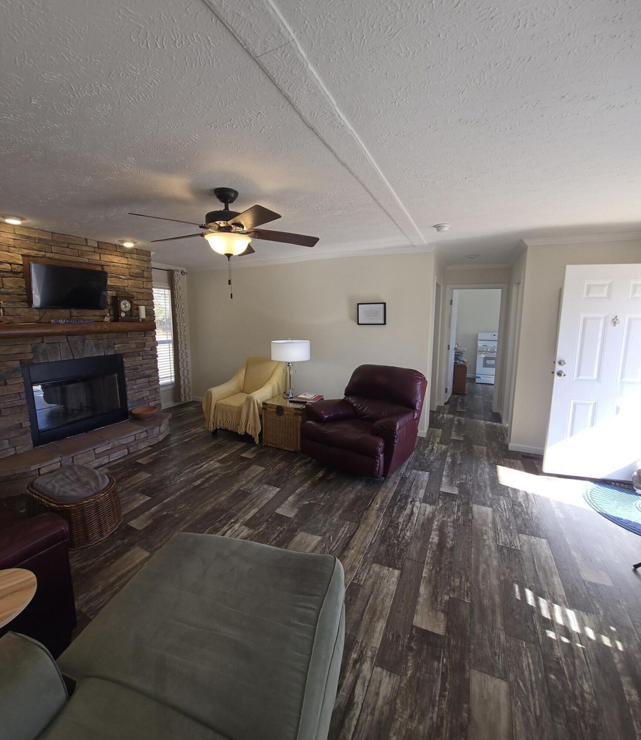 1792 Breezy Bay Way Photo 6