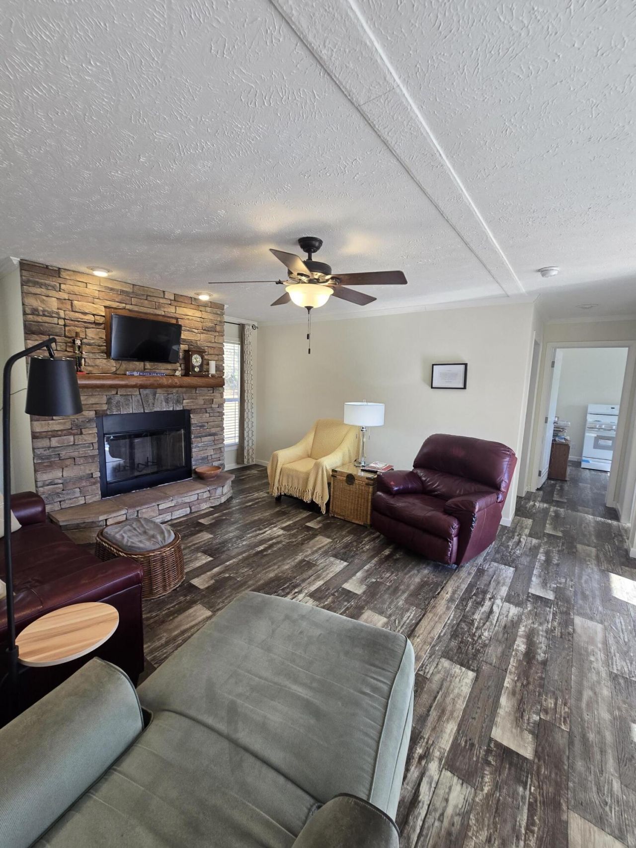 1792 Breezy Bay Way Photo 8