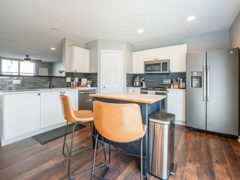 7255 Colonial Affair Drive, Unit 14, New Albany, OH 43054 Photo 10