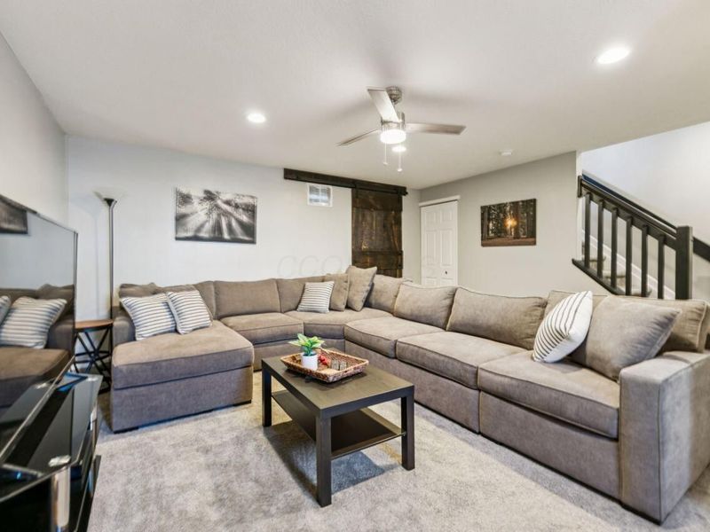 7255 Colonial Affair Drive, Unit 14, New Albany, OH 43054 Photo 24