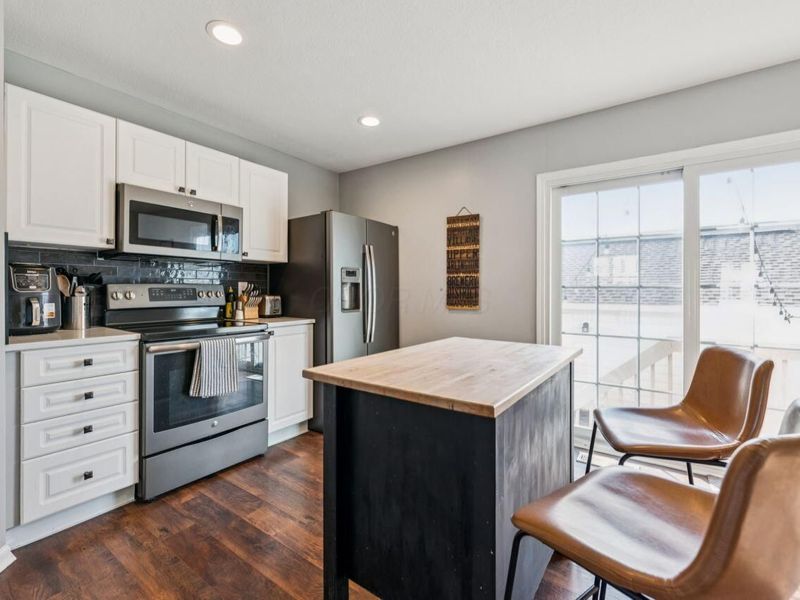 7255 Colonial Affair Drive, Unit 14, New Albany, OH 43054 Photo 9