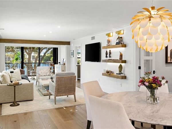 3135 Riviera DR, Unit B205, NAPLES, FL 34103