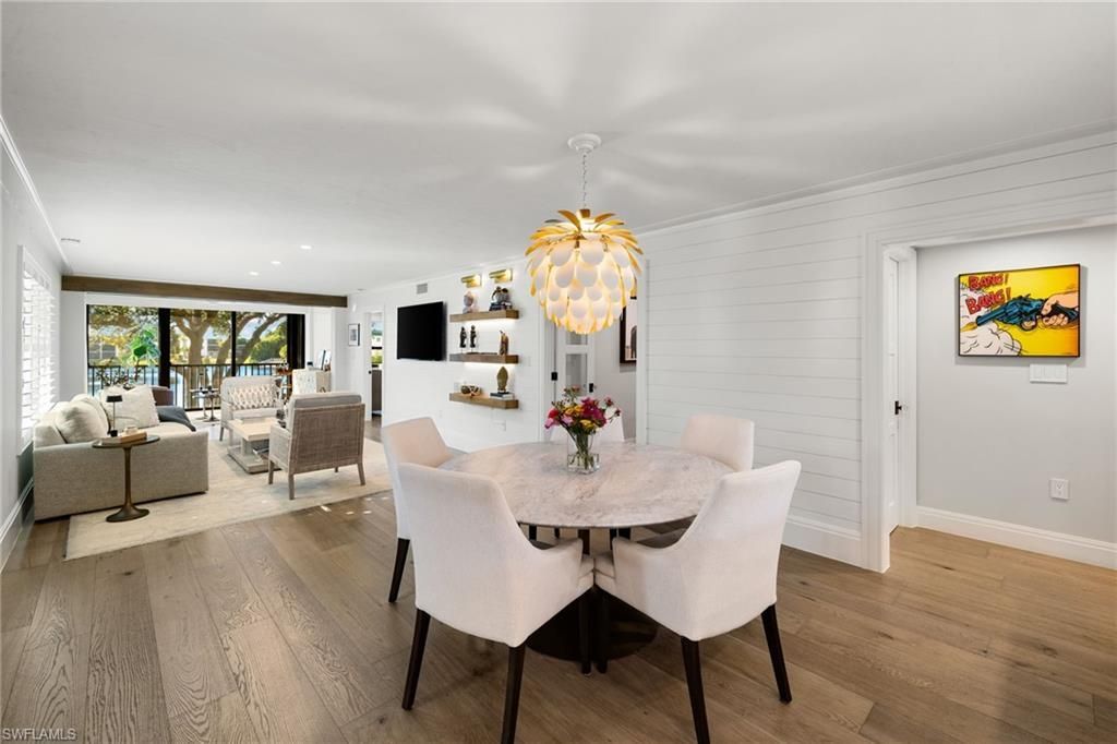 3135 Riviera Dr, Unit B205, Naples, FL 34103 Photo