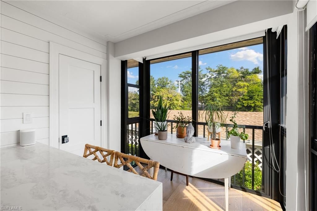 3135 Riviera Dr, Unit B205, Naples, FL 34103 Photo