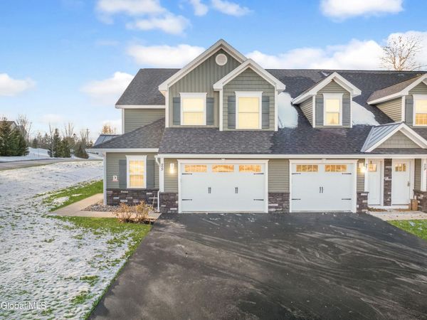 25 Kasey Pass, Ballston Spa, NY 12020