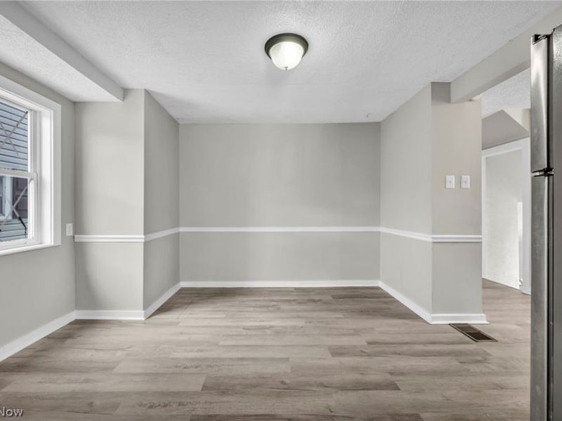 1084 Shannon Avenue, Barberton, OH 44203 Photo 16