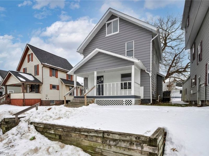 1084 Shannon Avenue, Barberton, OH 44203 Photo 2