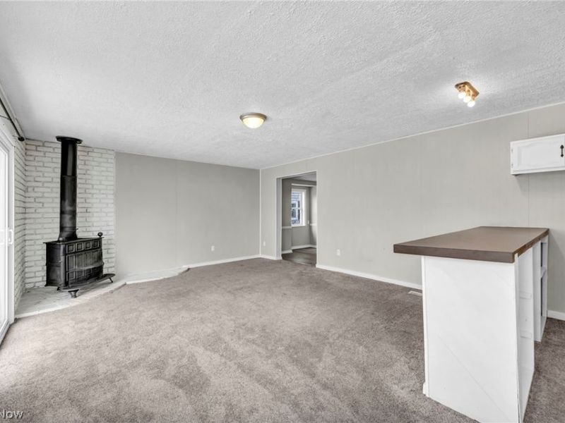 1084 Shannon Avenue, Barberton, OH 44203 Photo 20