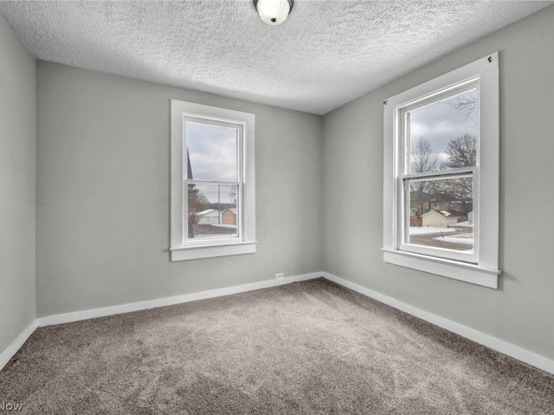 1084 Shannon Avenue, Barberton, OH 44203 Photo 24