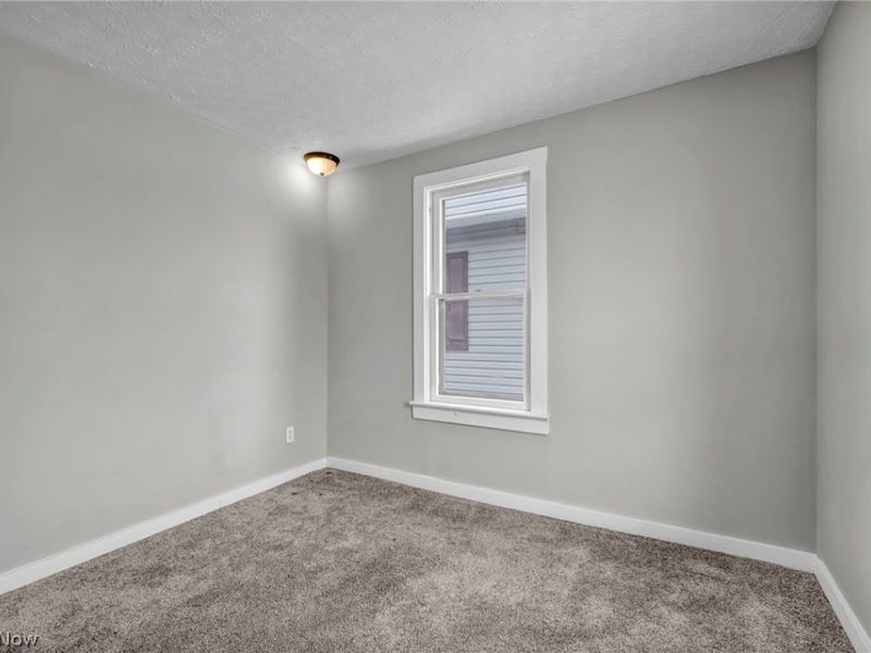 1084 Shannon Avenue, Barberton, OH 44203 Photo 24