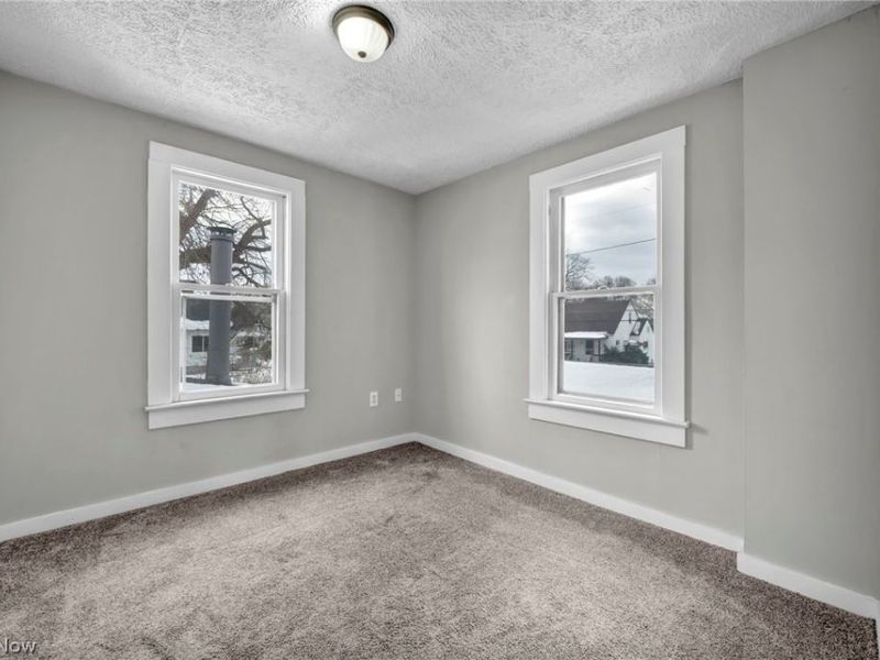 1084 Shannon Avenue, Barberton, OH 44203 Photo 26