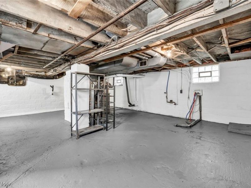 1084 Shannon Avenue, Barberton, OH 44203 Photo 38