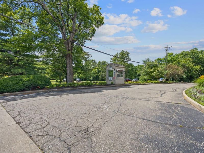 2680 Lehman Road, Unit C307, Cincinnati, OH 45204 Photo 5