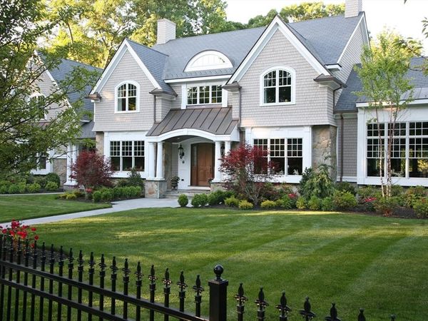 99 Old Colony Road, Wellesley, MA 02481