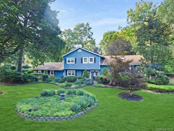 6 Kenbar Road , West Nyack, NY 10994