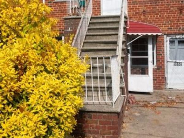 1057 E 221st Street, Bronx, NY 10469