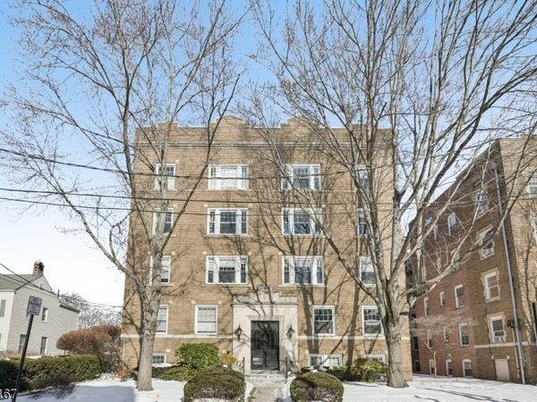 55 Park Ave, Bloomfield, NJ 07003