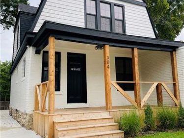 304 E 43rd Street, Kansas City, MO 64111
